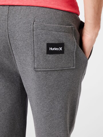 Hurley Tapered Sporthose in Grau