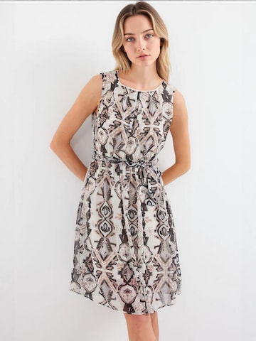 Bigdart Dress in Black: front