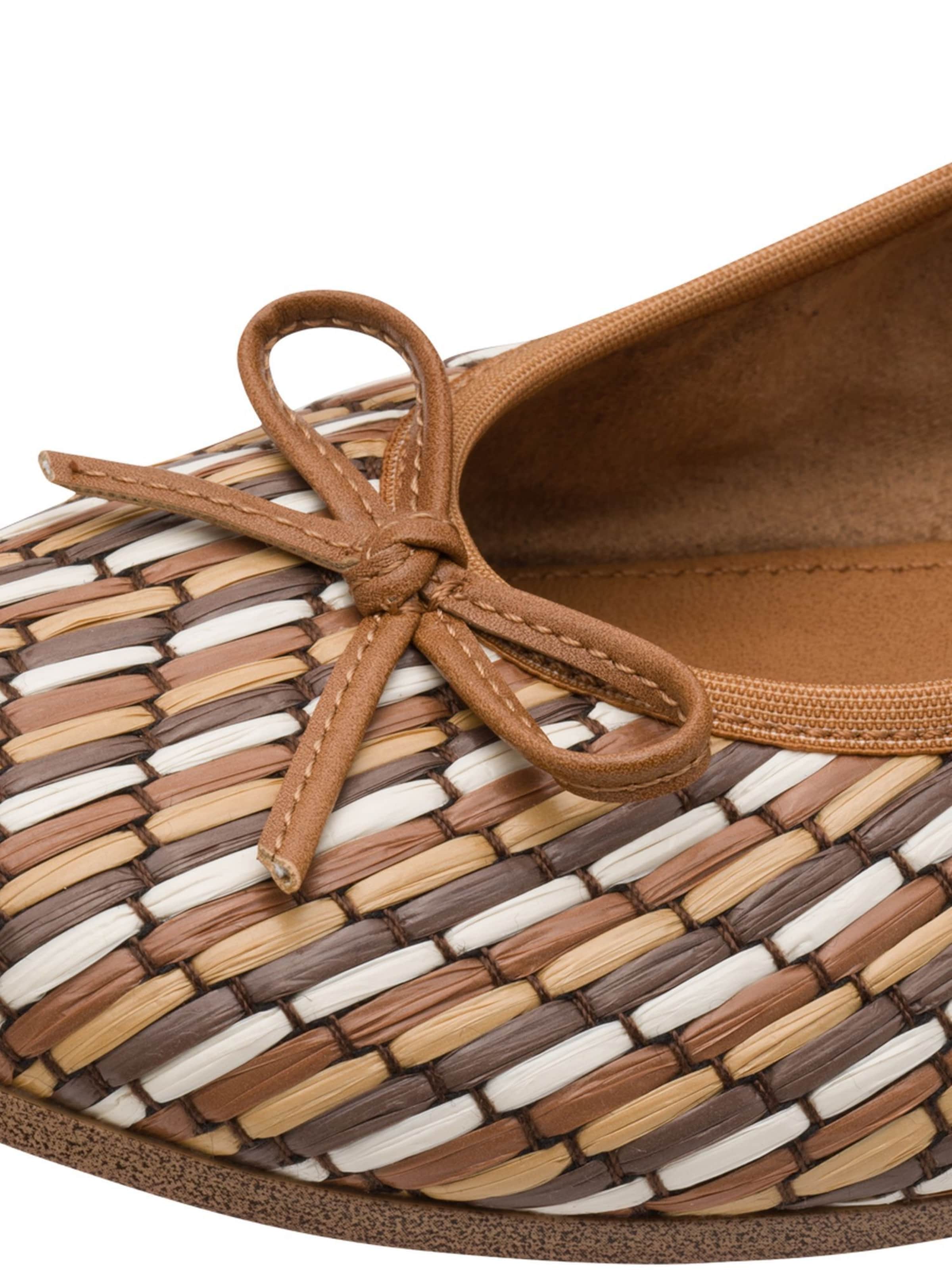 Tamaris Ballerina in Braun