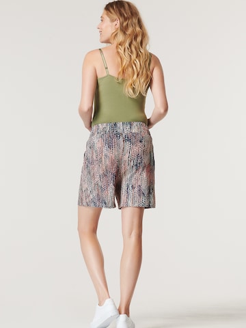 Esprit Maternity Regular Pants in Green