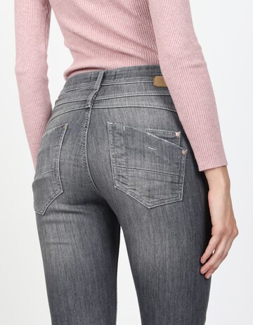 Gang Slimfit Jeans 'Amelie' in Grau