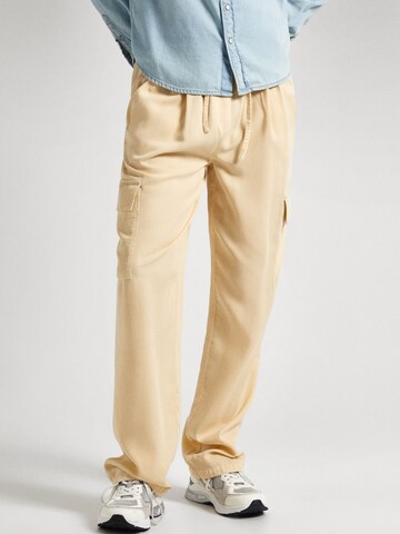 Pepe Jeans Regular Cargo Pants 'EVA' in Beige: front