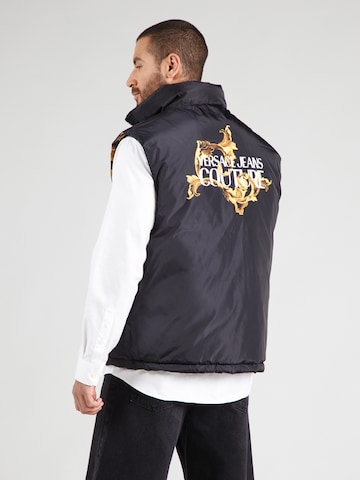 Versace Jeans Couture Liivi värissä musta: etupuoli