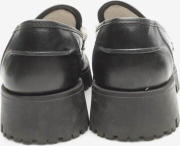 Mrs & Hugs Flats & Loafers in 39 in Black