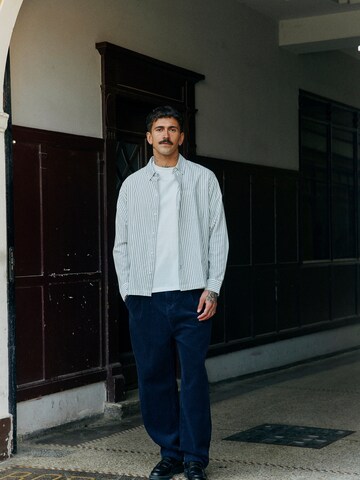 !Solid Loosefit Chino 'SDEthan-Nam Tapered' in Blauw