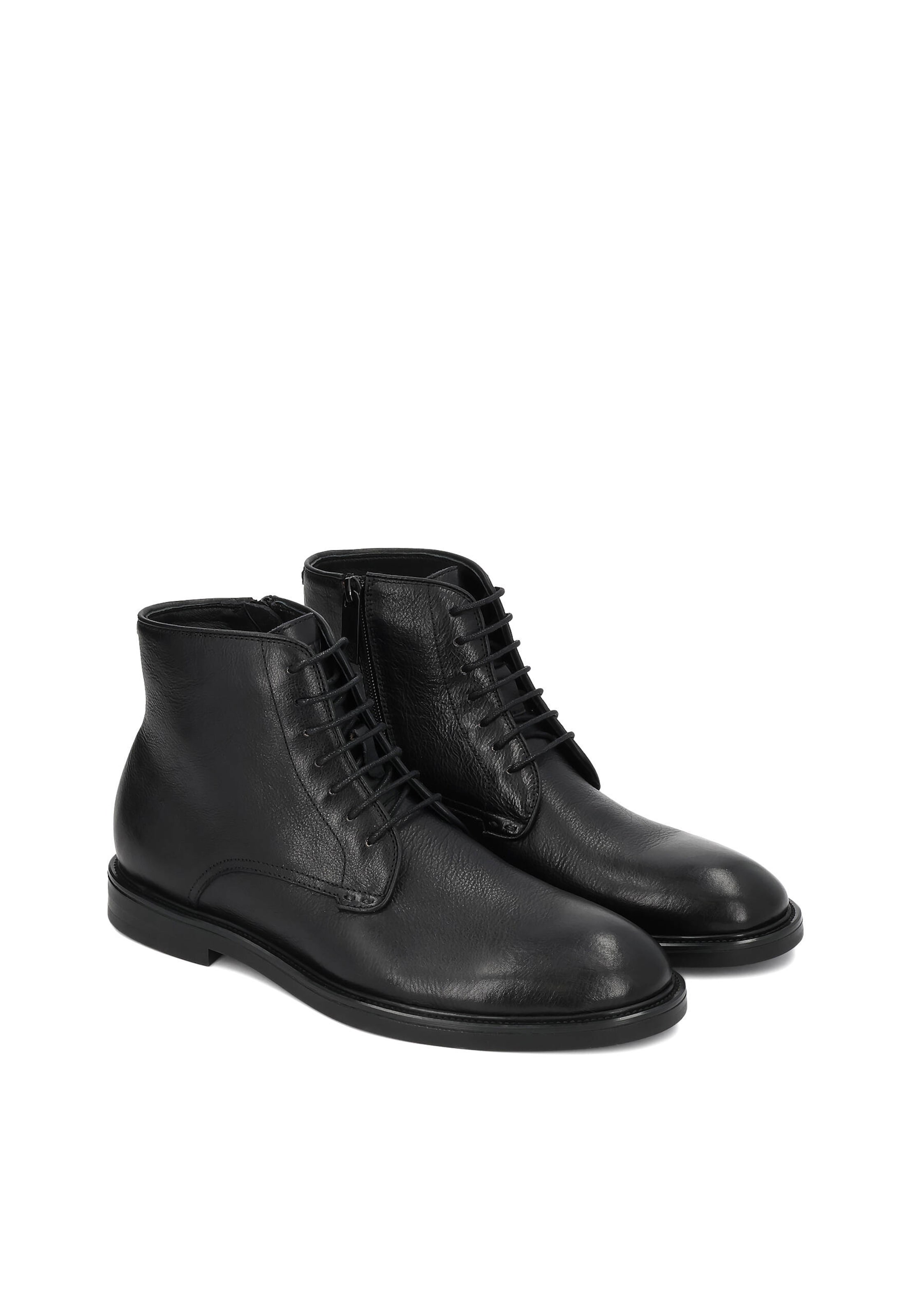Boots stringati di Kazar in nero