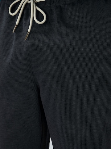 Tapered Pantaloni di Tommy Life in nero