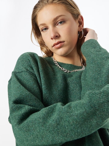 Pullover 'Annie' di WEEKDAY in verde