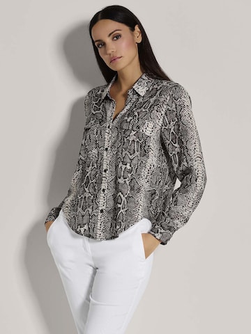 MADELEINE Blouse in Wit: voorkant