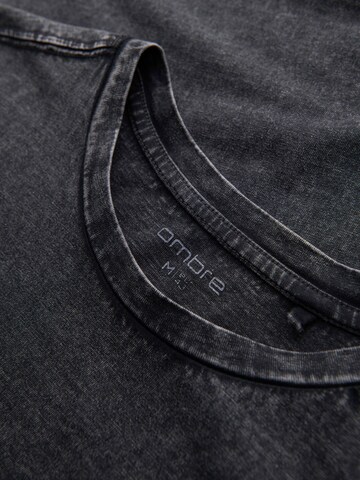 T-Shirt Ombre en noir