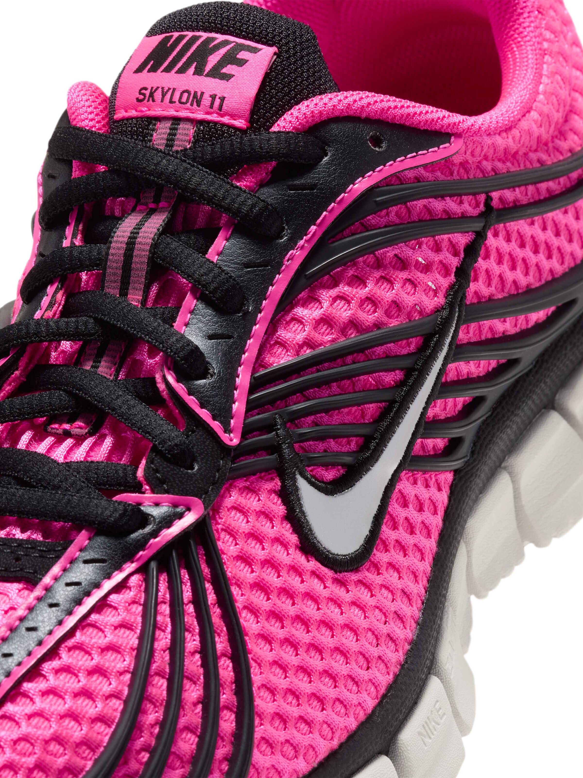 NIKE Sneakers laag 'Zoom Skylon 11' in Roze