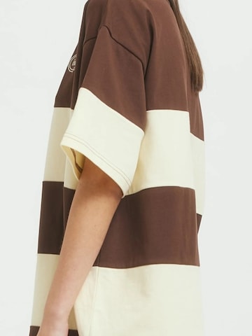 Résumé Tričko 'Carl' – hnědá