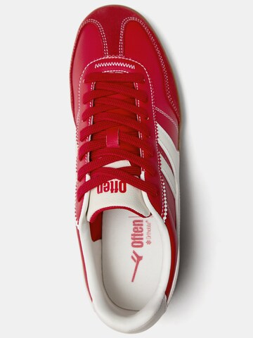 Pull&Bear Sneakers in Red