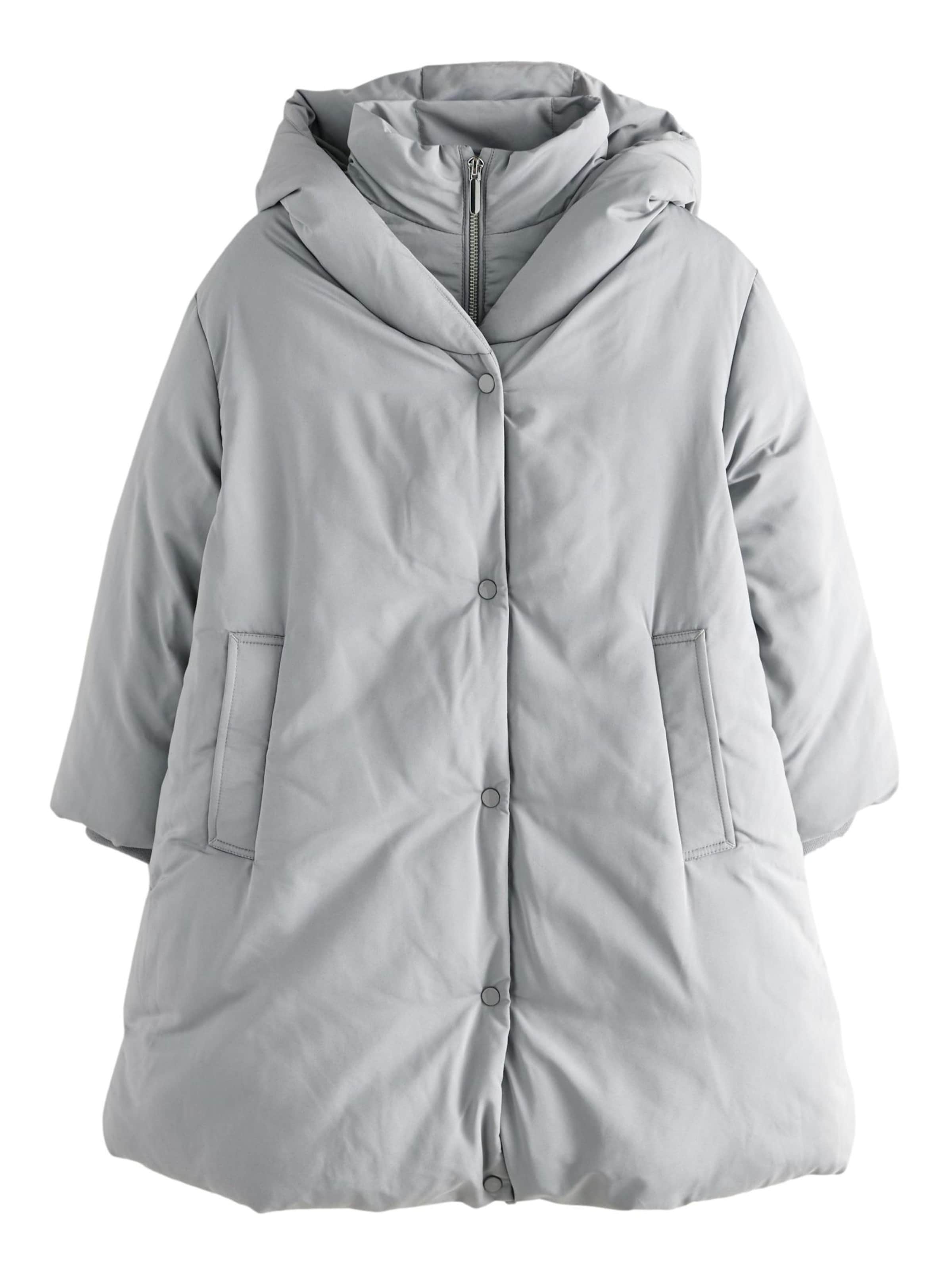 Next Зимняя куртка в Серый: спереди