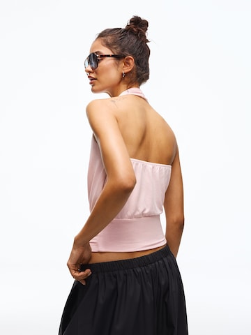 Top di Bershka in rosa