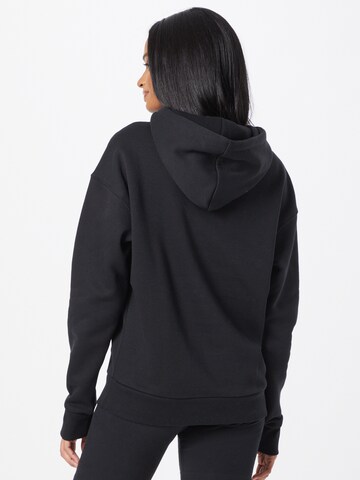 Sweat-shirt Reebok en noir