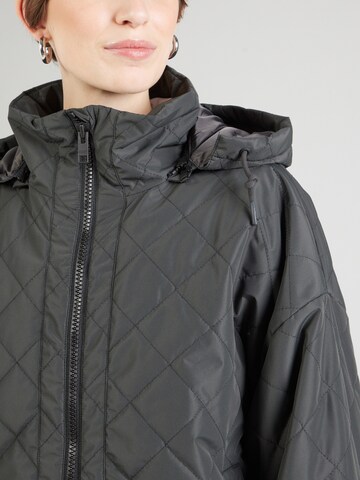 Embassy of Bricks and Logs - Chaqueta de entretiempo 'Nala' en negro