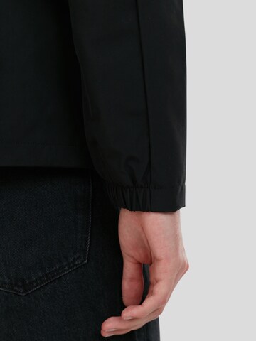 Veste mi-saison 'Clayton' Fundango en noir