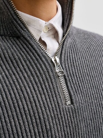 JACK & JONES Sweater in Grey