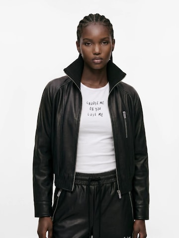 KARL LAGERFELD JEANS - Chaqueta de entretiempo 'Pietro Terzini' en negro: frente