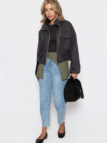 SASSYCLASSY Shirt‌‌ in Schwarz
