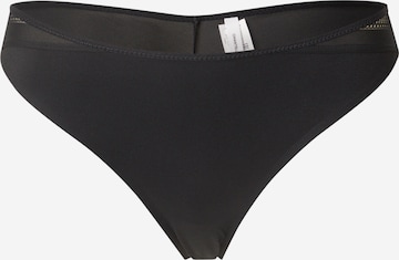 Chantelle Стринг в черно: отпред