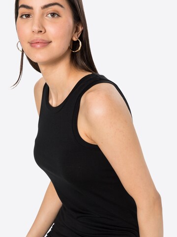 JUST FEMALE - Vestido en negro