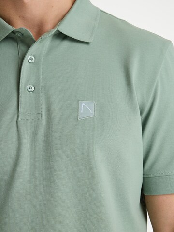 CHASIN' Shirt in Green