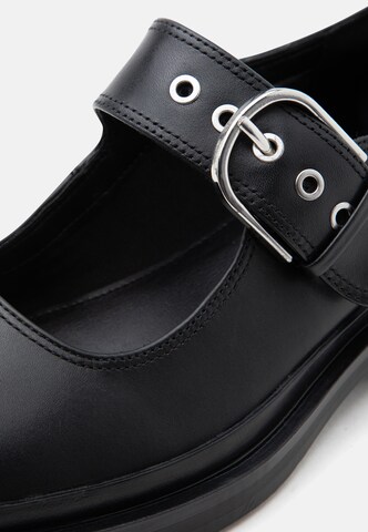 Ballerina 'Previa Bar' di CLARKS in nero