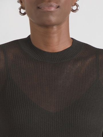 GAP Sveter - Čierna