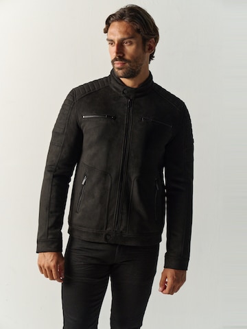 Veste mi-saison KOROSHI en noir : devant