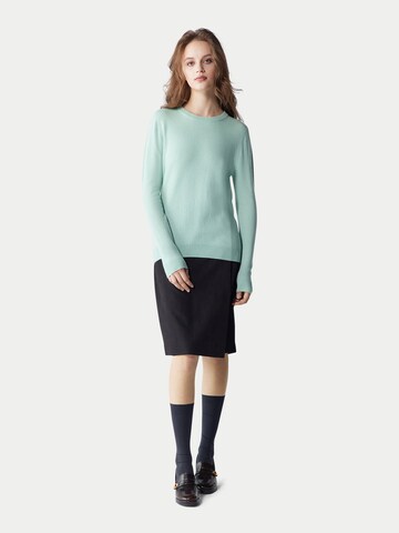 GOBI Cashmere Trui 'Women's Essential Cashmere Crewneck Sweater' in Blauw