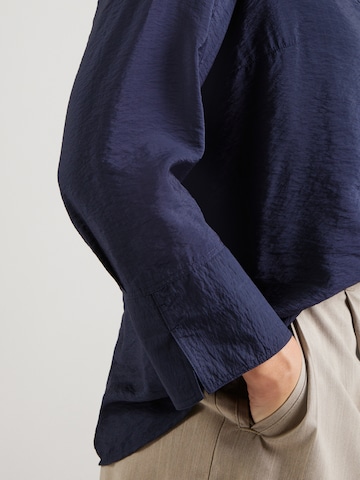 ONLY Carmakoma - Blusa en azul