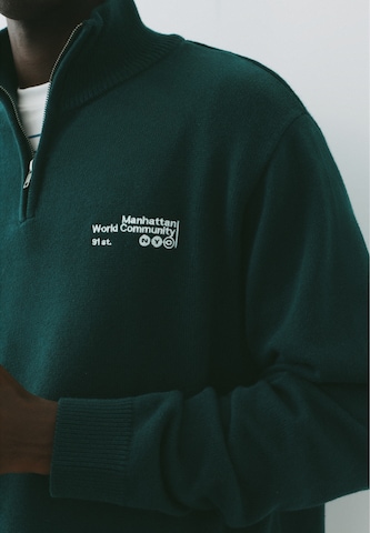 Pull&Bear Sweater in Green