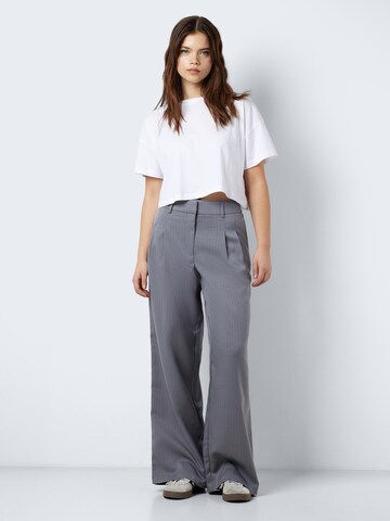 Noisy may Wide leg Pleat-Front Pants 'MILLA LARRIE' in Grey