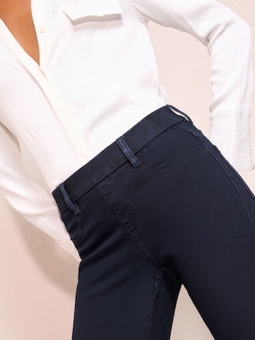 Friends Like These Skinny Jeggings in Blau