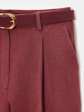 Dilvin Regular Pants in Red