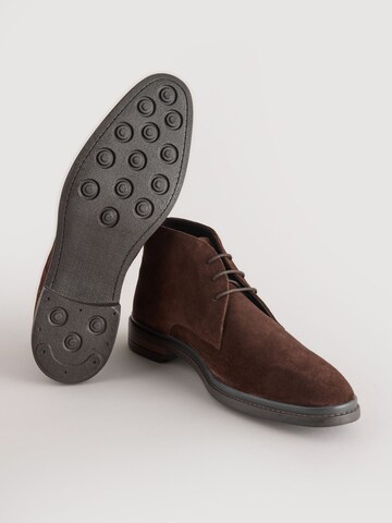 Next Schnürstiefel in Braun