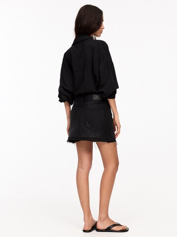 Pull&Bear Sukně – černá