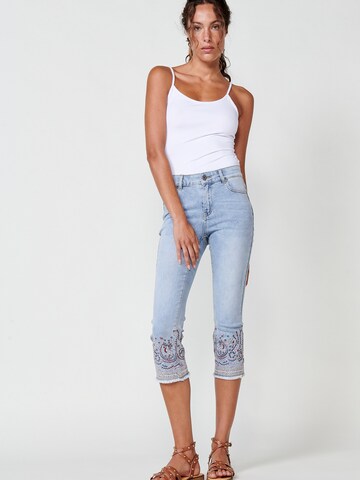 Coupe slim Jean KOROSHI en bleu