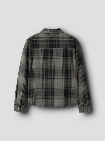 Coupe regular Chemise NAME IT en vert