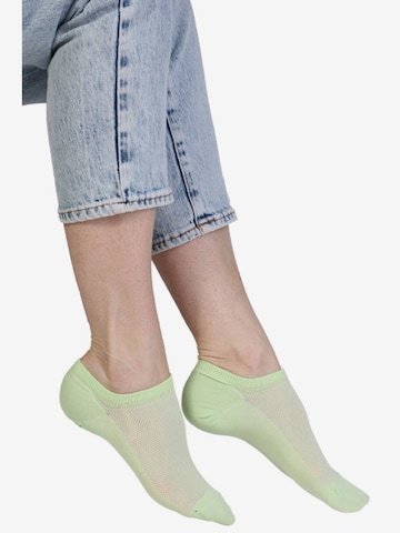 Sokisahtel Socken 'RONJA low-cut cotton socks' in Grün: Vorderseite