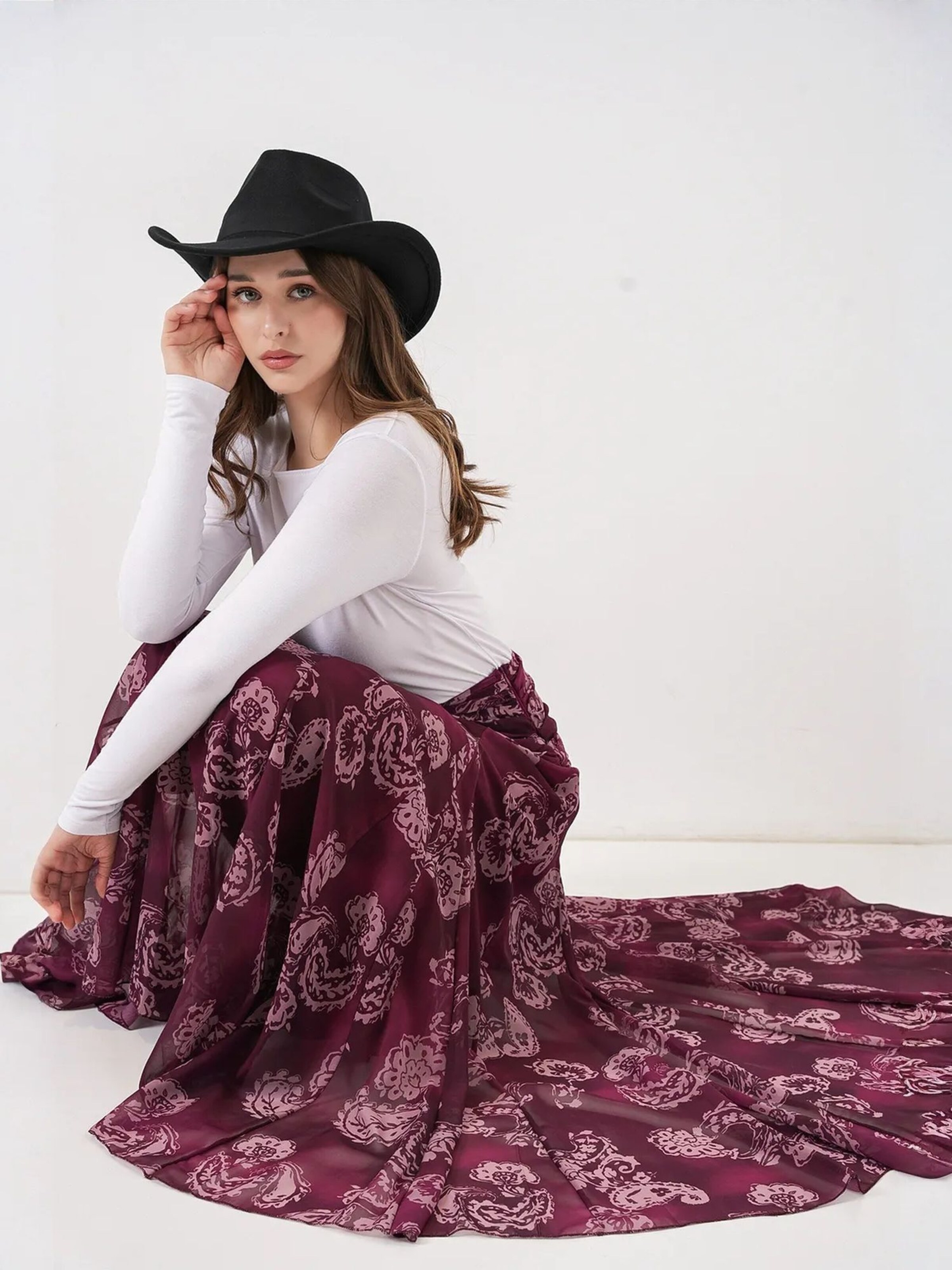 Bigdart Skirt in Red