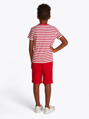 TOMMY HILFIGER Tričko 'Essential' – červená