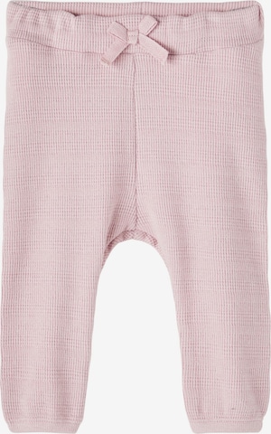 NAME IT - Tapered Pantalón en lila: frente