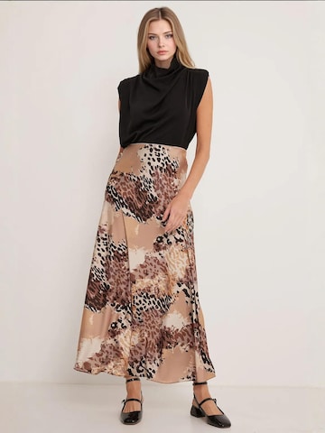 Bigdart Skirt in Brown