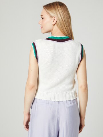 Guido Maria Kretschmer Women Sweater 'Ginny' in White