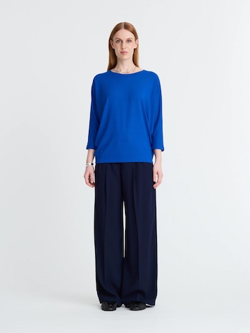 Minx Shirt 'OLIX' in Blue: front