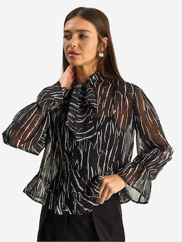 Camicia da donna di Bianco Lucci in nero: frontale