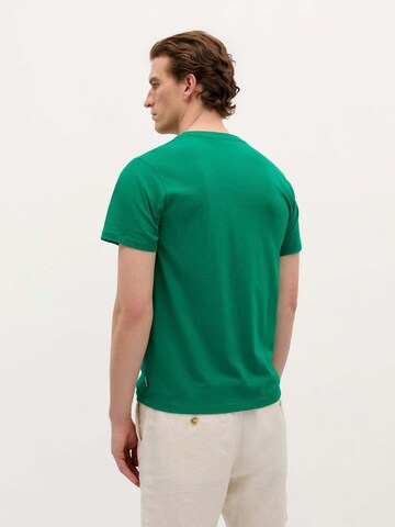 Tricou ' ' de la Scalpers pe verde